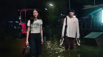 Zasłona do filmu "OMG! รักจังวะ..ผิดจังหวะ" #817568