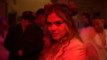 Zasłona do filmu "Zabijasz mnie" #1119038
