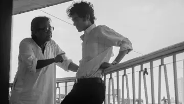 Zasłona do filmu "চালচিত্র এখন" #479548