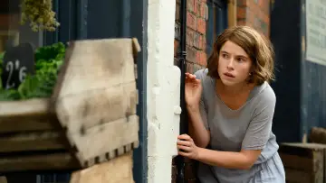Zasłona do filmu "Wredne liściki" #368351