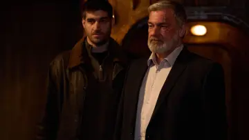 Zasłona do filmu "Niezniszczalna" #622847