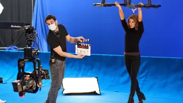 Zasłona do filmu "Niezniszczalna" #622886