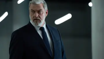 Zasłona do filmu "Niezniszczalna" #622902