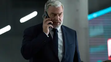 Zasłona do filmu "Niezniszczalna" #622909