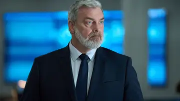 Zasłona do filmu "Niezniszczalna" #622942