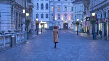 Zasłona do filmu "Niezniszczalna" #623089