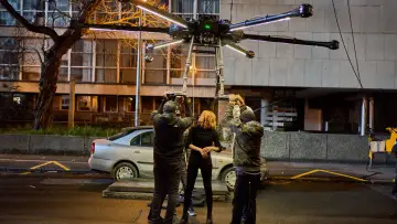 Zasłona do filmu "Niezniszczalna" #623121