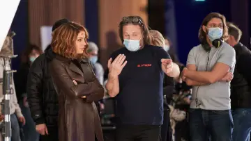 Zasłona do filmu "Niezniszczalna" #623140