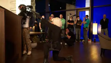 Zasłona do filmu "Niezniszczalna" #623167