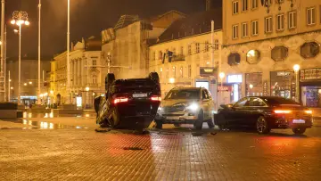 Zasłona do filmu "Niezniszczalna" #623187