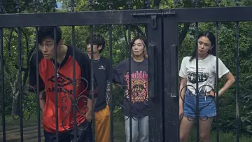 Zasłona do filmu "늘봄가든" #865614