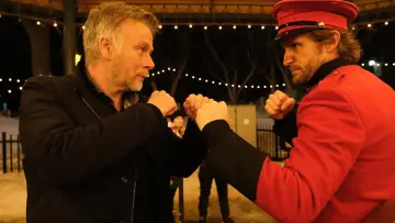 Zasłona do filmu "Pies i kot" #429787