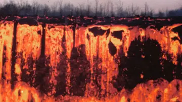 Zasłona do filmu "The Fire Within: A Requiem for Katia and Maurice Krafft" #702627