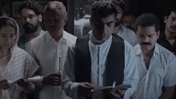 Zasłona do filmu "ഫാമിലി" #758093