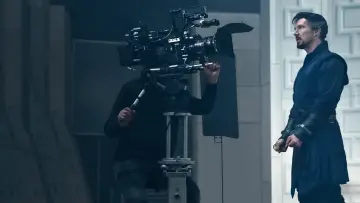 Zasłona do filmu "Za kulisami filmu „Doktor Strange w multiwersum obłędu”" #471437
