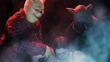 Zasłona do filmu "Puchatek: Krew i miód" #372077