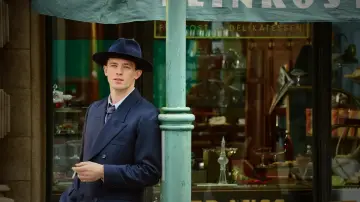 Zasłona do filmu "Stella. Historia pewnego życia" #191037