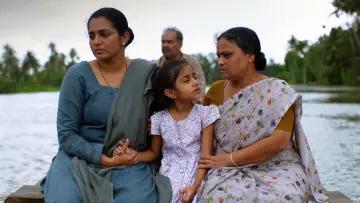 Zasłona do filmu "ഉള്ളൊഴുക്ക്" #1120819