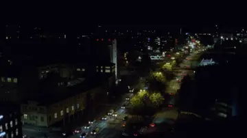 Zasłona do filmu "Opadające liście" #1832202
