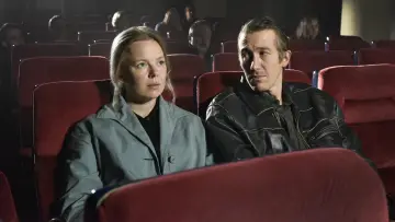 Zasłona do filmu "Opadające liście" #409303