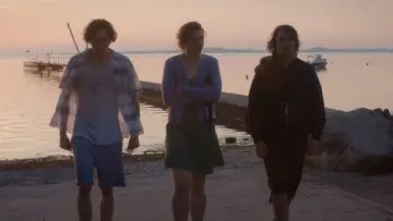 Zasłona do filmu "Ab Ins Kalte Wasser" #454321