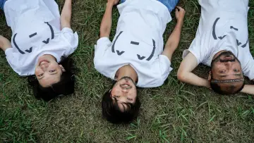 Zasłona do filmu "ビリーバーズ" #808383