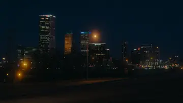 Zasłona do filmu "Dziewczyna ze zdjęcia" #1046690