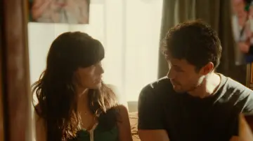 Zasłona do filmu "Nowoczesne związki" #521614