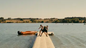 Zasłona do filmu "W domu pada deszcz" #413066