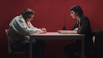 Zasłona do filmu "Pierwsza sprawa" #1082561
