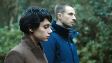 Zasłona do filmu "Pierwsza sprawa" #1082562