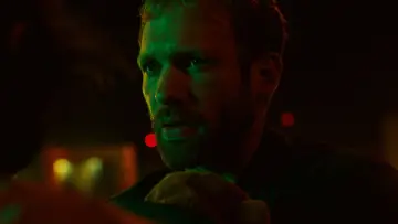 Zasłona do filmu "Nikt i nic" #755628