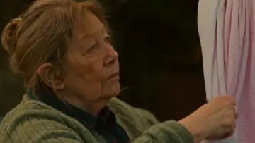 Zasłona do filmu "Nikt i nic" #755629