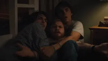 Zasłona do filmu "Piekielne Wakacje" #593441
