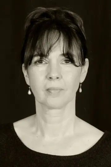 Zdjęcie Phoebe Nicholls #38379