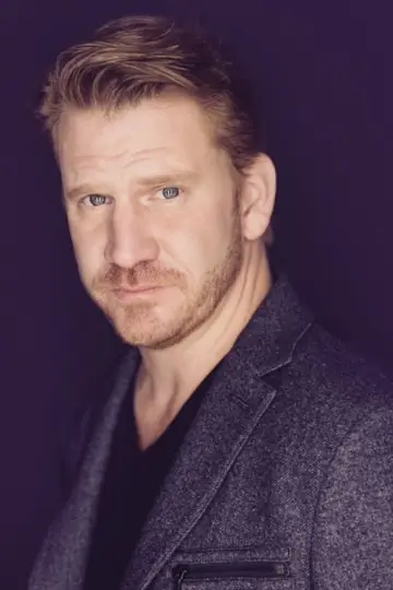 Zdjęcie Dash Mihok #30335