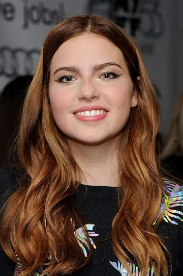 Zdjęcie Perla Haney-Jardine #26337