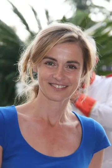 Zdjęcie Anne Consigny #98617