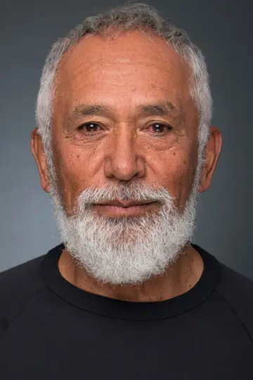 Zdjęcie George Henare #116930