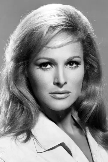 Zdjęcie Ursula Andress #78480