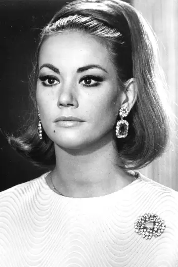 Zdjęcie Claudine Auger #31837