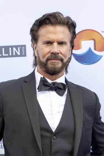 Zdjęcie Lorenzo Lamas #48430