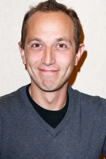 Zdjęcie Ian Petrella #101083