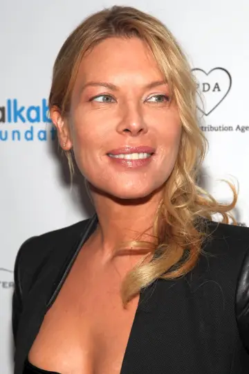 Zdjęcie Debora Kara Unger (Deborah Kara Unger) #45159