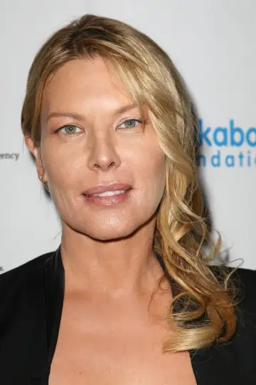 Zdjęcie Debora Kara Unger (Deborah Kara Unger) #45167