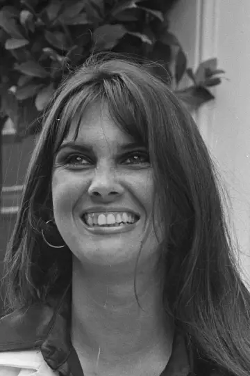 Zdjęcie Caroline Munro #83611
