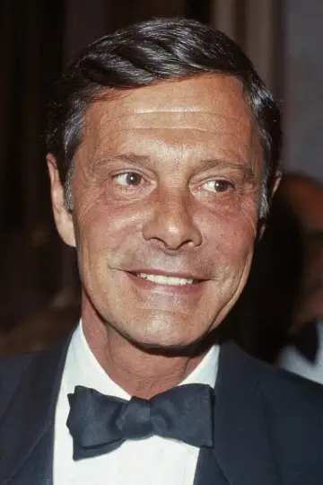 Zdjęcie Louis Jourdan #113528