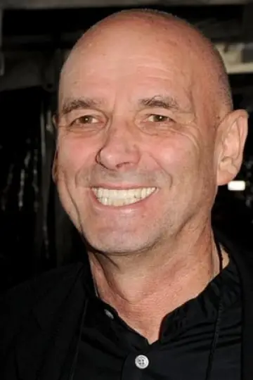 Zdjęcie Martin Campbell #71094