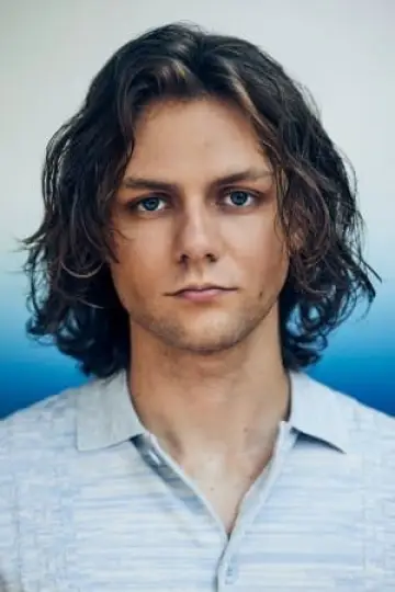 Zdjęcie Ty Simpkins #9541