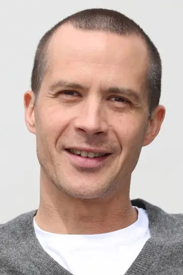 Zdjęcie Barnaby Metschurat #114873
